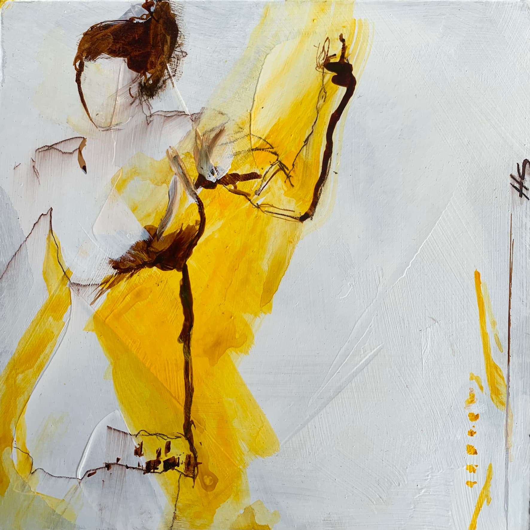 Kunstwerk von Heike Schümann zeigt eine den Betrachtenden zugewandte stehende Frau